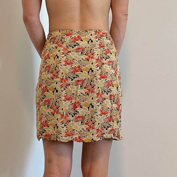 Vintage Dalmys Floral Wrap Skirt Made in Canada - Picture 5 of 5